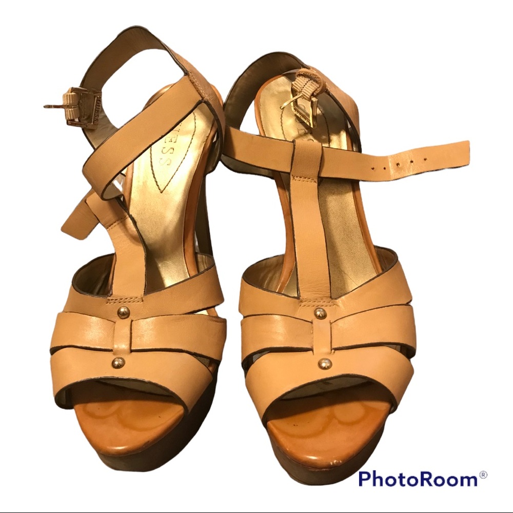 Guess size 7 tan heels